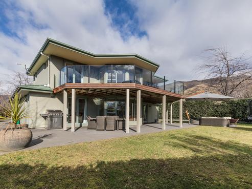 94 Meadowstone Drive, Wanaka