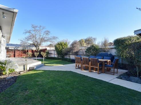 8 Sonia Place, Casebrook