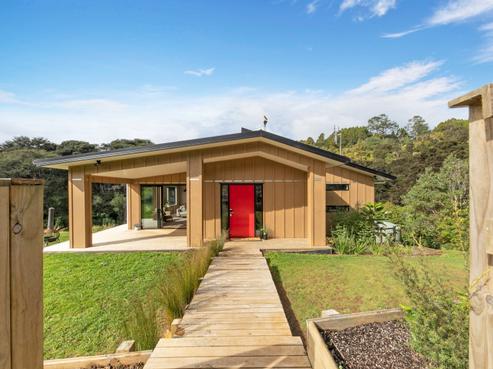 3C Laingrange Place, Laingholm