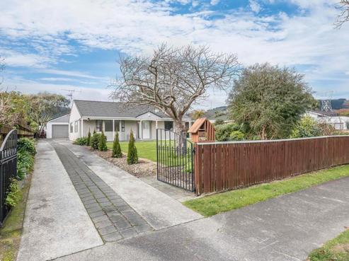 40 Nimmo Avenue West, Waikanae