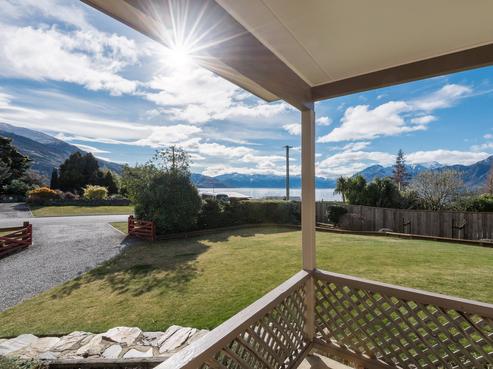 11 Skinner Crescent, Lake Hawea