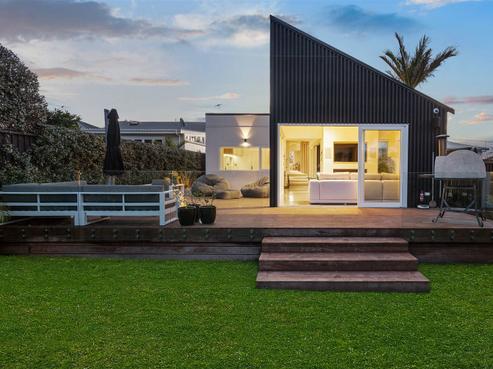 33 Finch Street, Morningside
