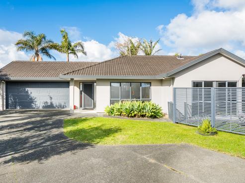10 Scarlet Oak Drive, Schnapper Rock