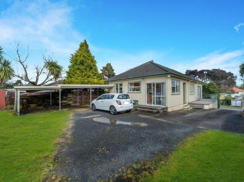 8 Plunket Terrace, Hamilton East