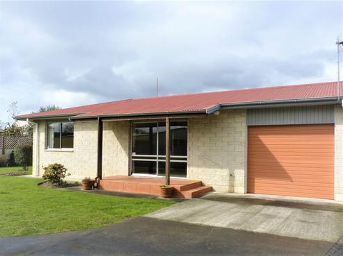 1/1103 Outram Road, Akina