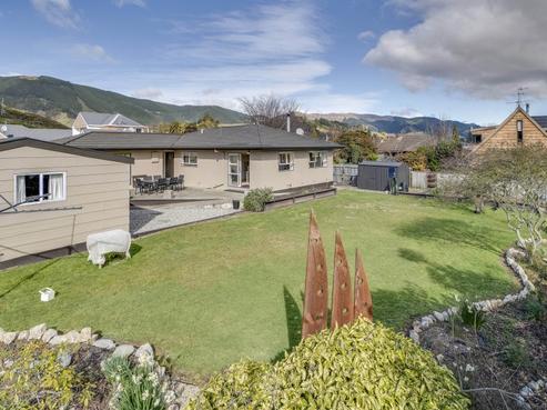 24 Nikau Street, Stoke