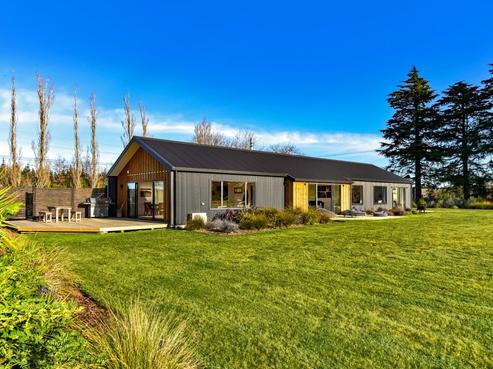 733 McLaughlins Road, Darfield