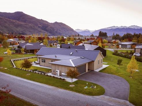1 Parkview Street, Wanaka