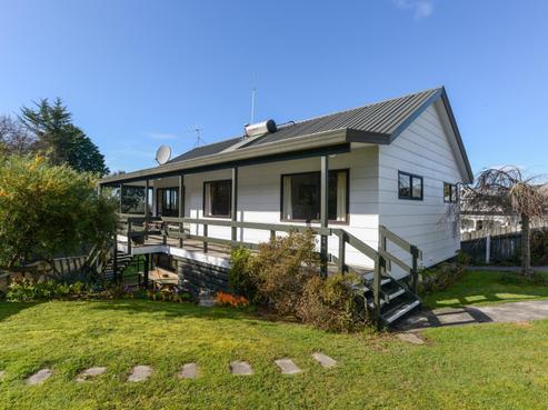 9 Rose Street, Waipawa