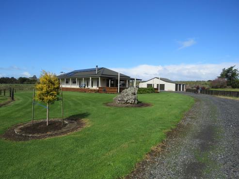 6969 State Highway 1, Pakaraka