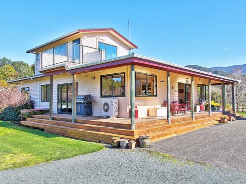 121 Peach Island Road, Motueka