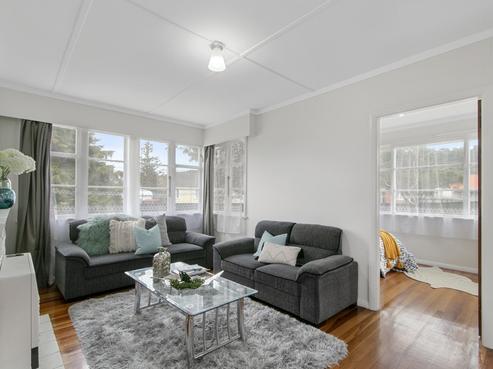 13 Churton Crescent, Taita
