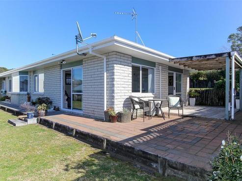 6 Fantome Place, Whalers Gate