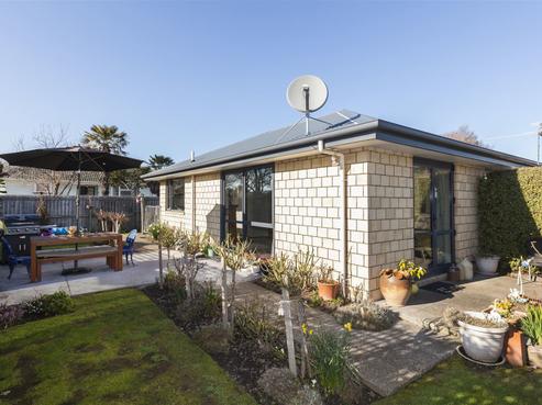 2D Ferndown Lane, Bromley