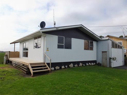 136 Davies Drive, Kawhia