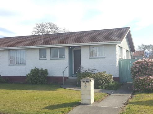 6 Harris Street, Waimate