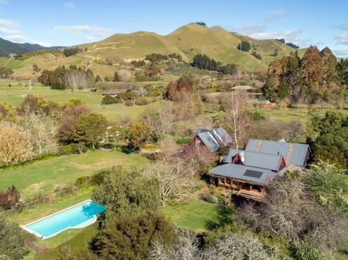 124 River Terrace Road, Brightwater