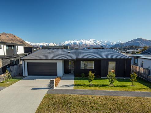 43 Tenby Street, Wanaka