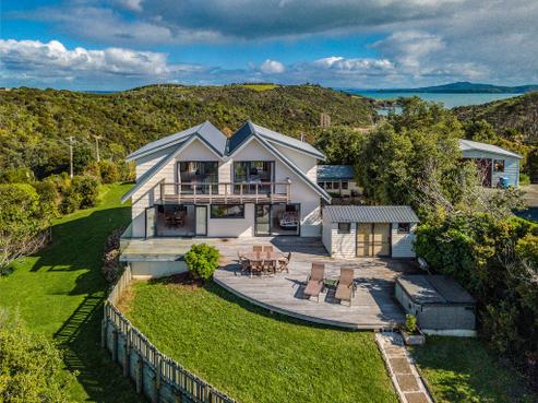 17 Tiri Road, Oneroa