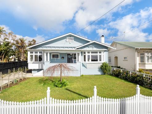 10 Kiwi Road, Point Chevalier