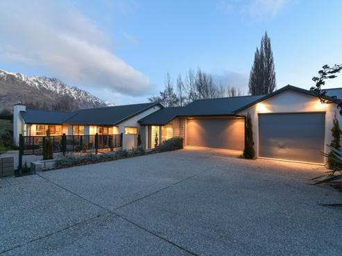2 Bridgewell Lane, Lower Shotover