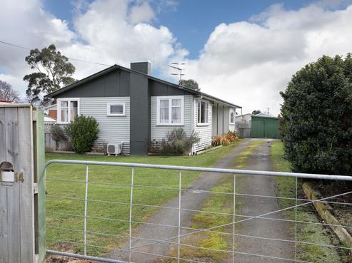 14 Racecourse Avenue, Marton