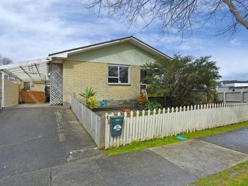 1/82 California Drive, Totara Park