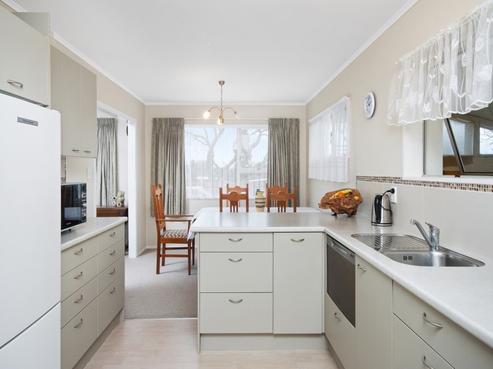 60 Paterson Avenue West, Pukekohe