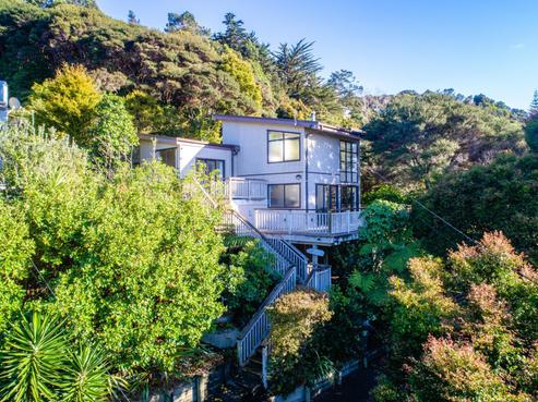 30 Lannan Road, Surfdale