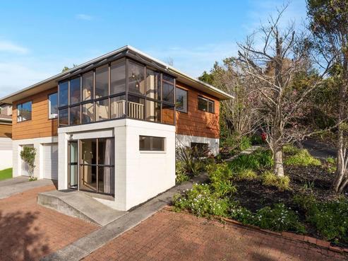 1/2 Leith Way, Rothesay Bay