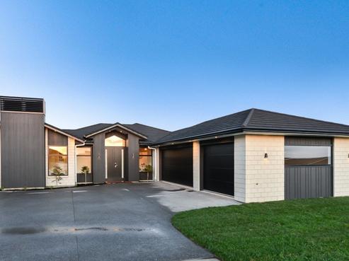 55 Sylvester Crescent, Flagstaff