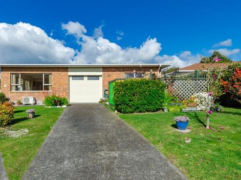 9 Wakefield Grove, Waikanae