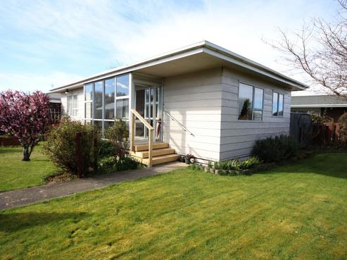 4/64 Glengarry Crescent, Glengarry