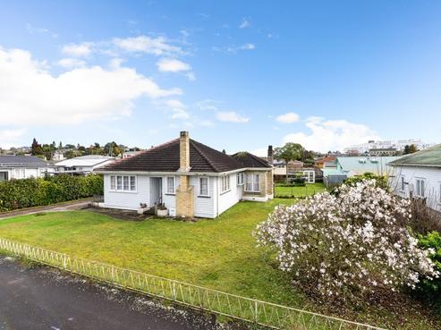 11 Normandy Avenue, Melville