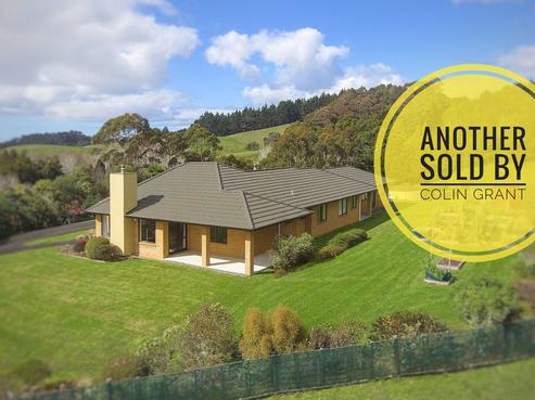 39 Lloyd Drive, Wainui