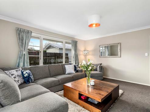 2/47 Tennyson Street, Petone