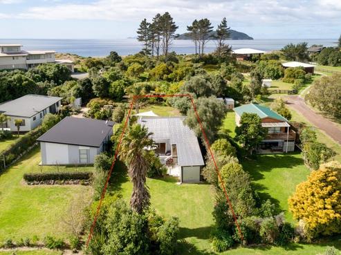 150 Ocean Beach Road, Tairua
