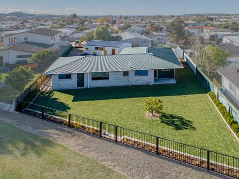 9 Gilmour Place, Taradale