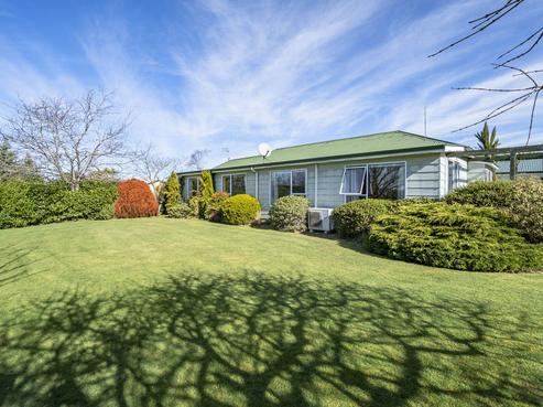 68 Burnt Hill Road, Oxford