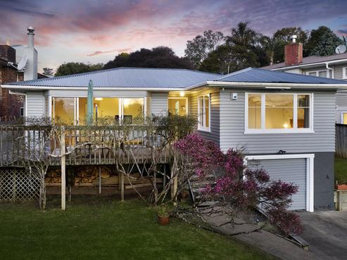 23 Highland Avenue, Titirangi