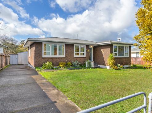 35 Riverpark Crescent, Henderson