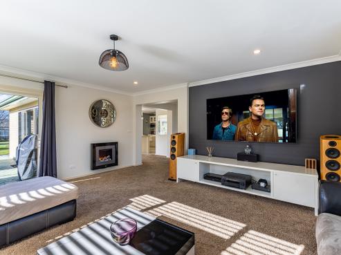 9 Lassen Place, Stoke