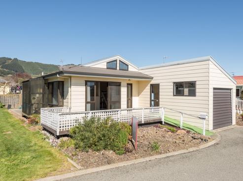 18 Elmsdale Close, Richmond