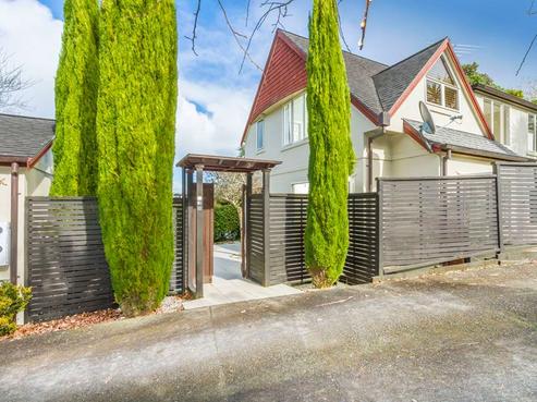 72B Parr Terrace, Castor Bay