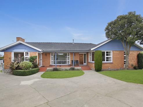 8 Kirkdale Place, Avonhead