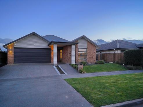 6 Cognac Drive, Yaldhurst