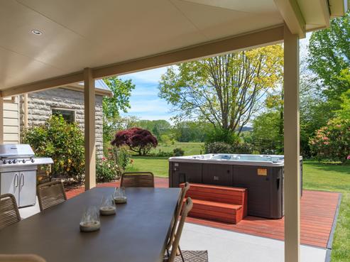 125 Redwood Valley Road, Redwood Valley
