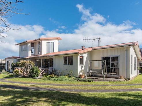 30 Mahana Road, Paraparaumu Beach