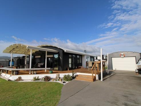 417 Matarangi Drive, Matarangi