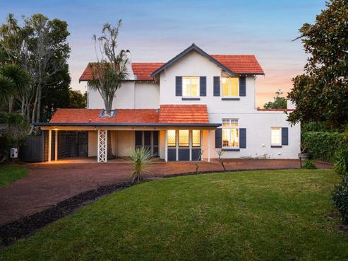 256 Lake Road, Hauraki